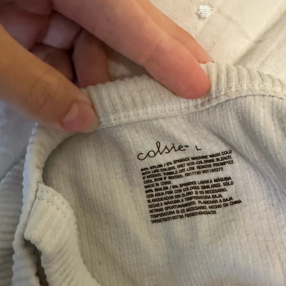 Colsie Cropped Tank - Picture 2 of 2
